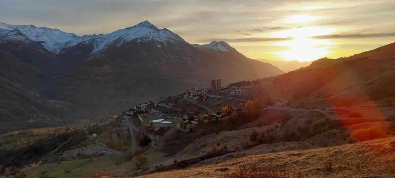 Bel Appartement montagne dans le parc des écrins Orcières Esterno foto